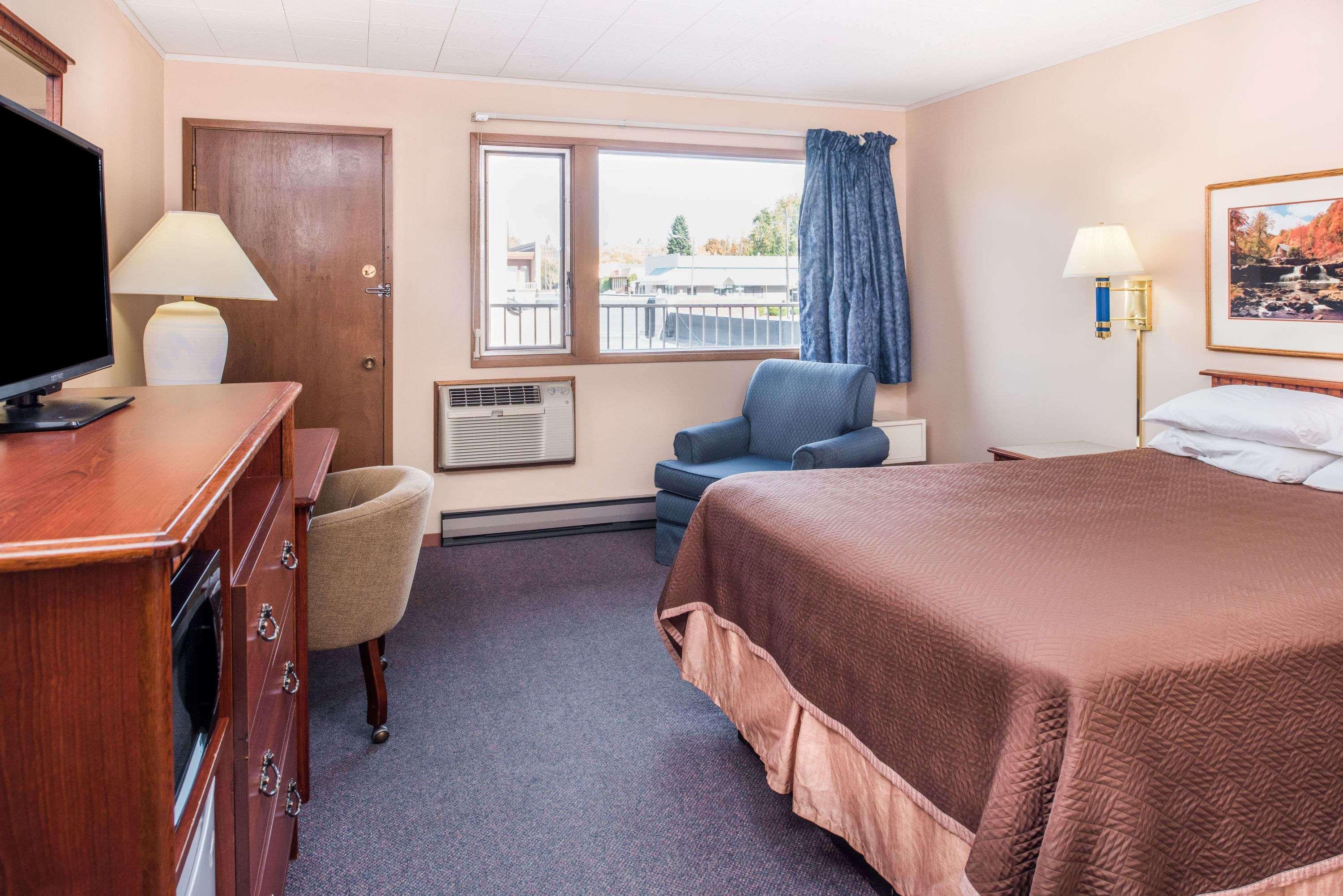 Travelodge By Wyndham Kalispell Extérieur photo